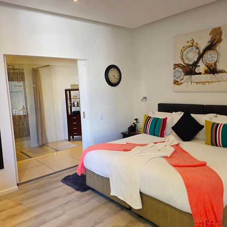 Point B Guest House -Sustainable Solar Energy Kaapstad Buitenkant foto