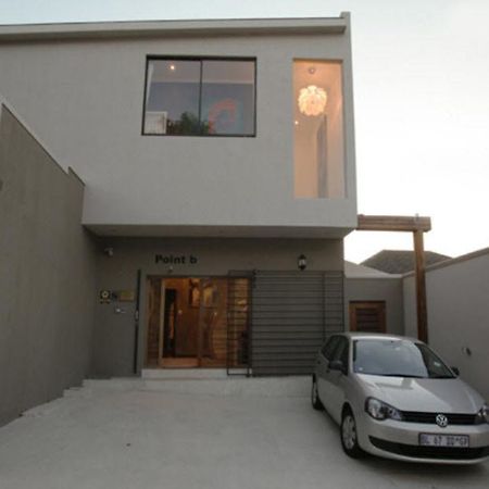 Point B Guest House -Sustainable Solar Energy Kaapstad Buitenkant foto