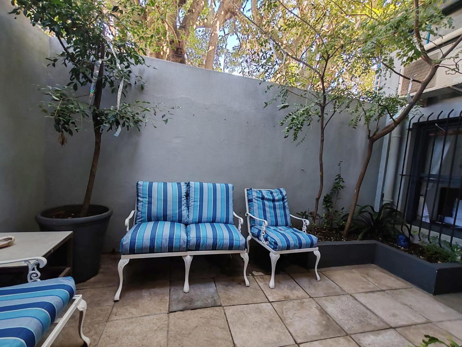 Point B Guest House -Sustainable Solar Energy Kaapstad Buitenkant foto