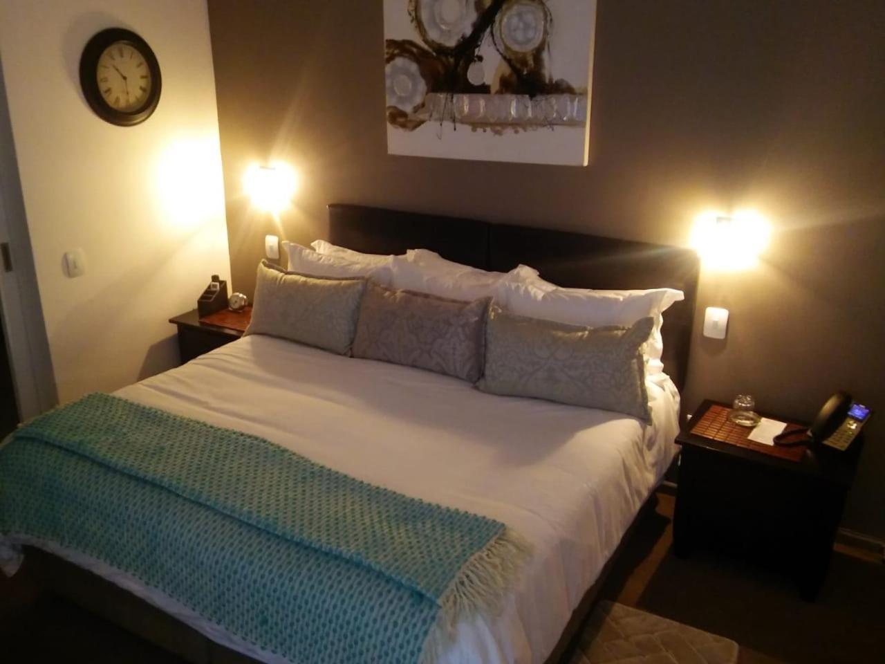 Point B Guest House -Sustainable Solar Energy Kaapstad Buitenkant foto