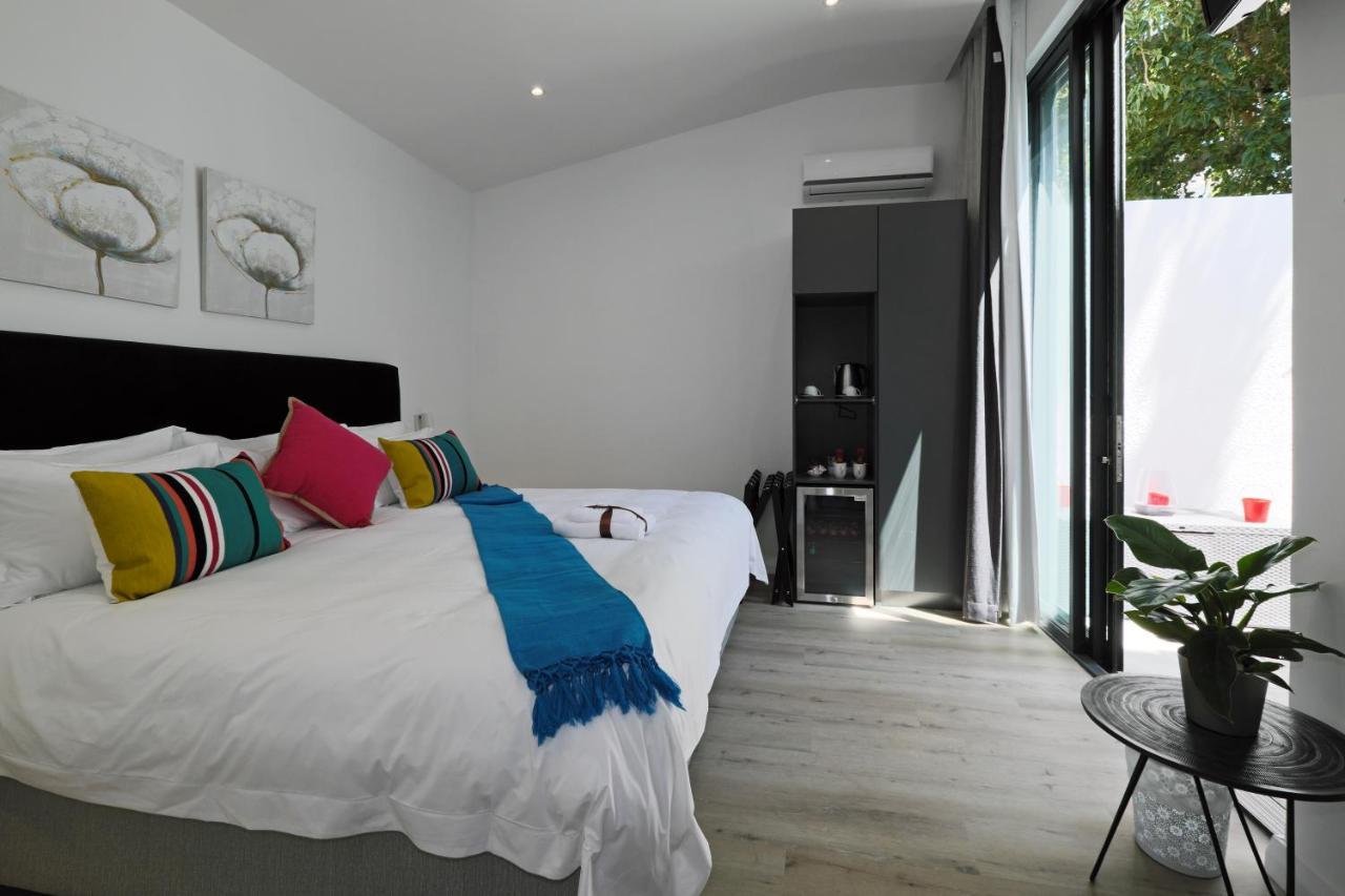 Point B Guest House -Sustainable Solar Energy Kaapstad Buitenkant foto